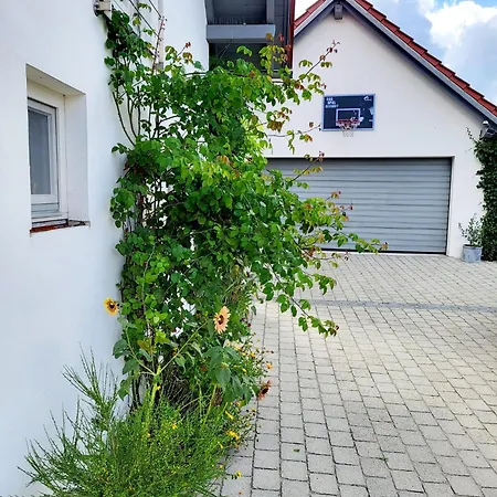 Waldmeisterei Apartman *